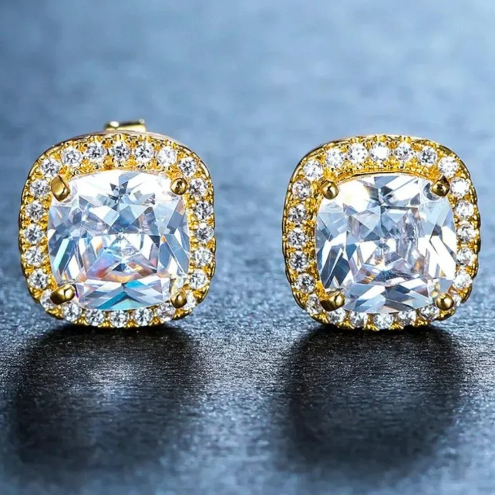 ๐ 2.00 Carat Princess Cut Halo Diamond Earring Studs, 18K Yellow Gold ๐ - Picture 3 of 3